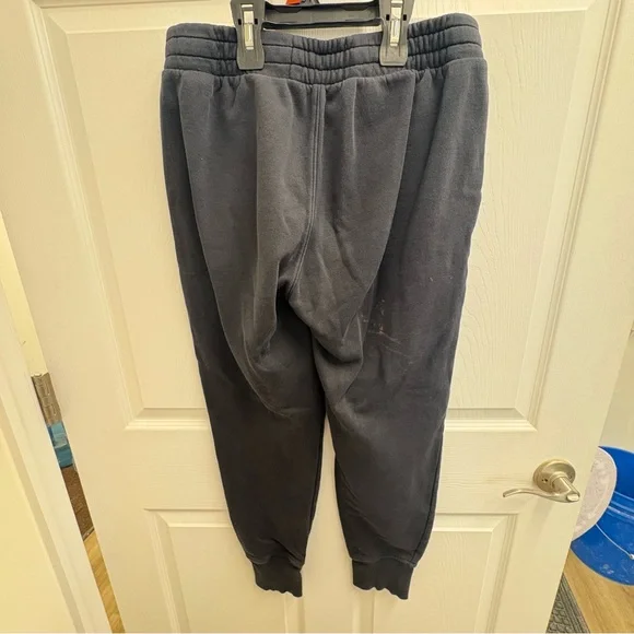 Women’s Under Armour Black Joggers with Some Bleach Spots size medium loose fit - Picture 7 of 13